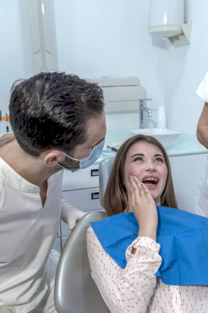 Best Weekend Emergency Dentist in Hales Corners, WI